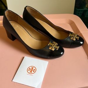 Authentic Tory Burch Logo heels